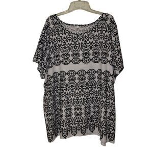 East 5th Black and White Patterned Blouse